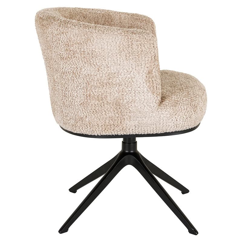 Comfortabele beige draaibare eetkamerstoel Cheyenne met zachte bekleding en moderne uitstraling, perfect voor een stijlvolle en gezellige eetkamer.
