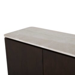 Beige marmeren bovenblad op Dallas tv meubel in warm interieur