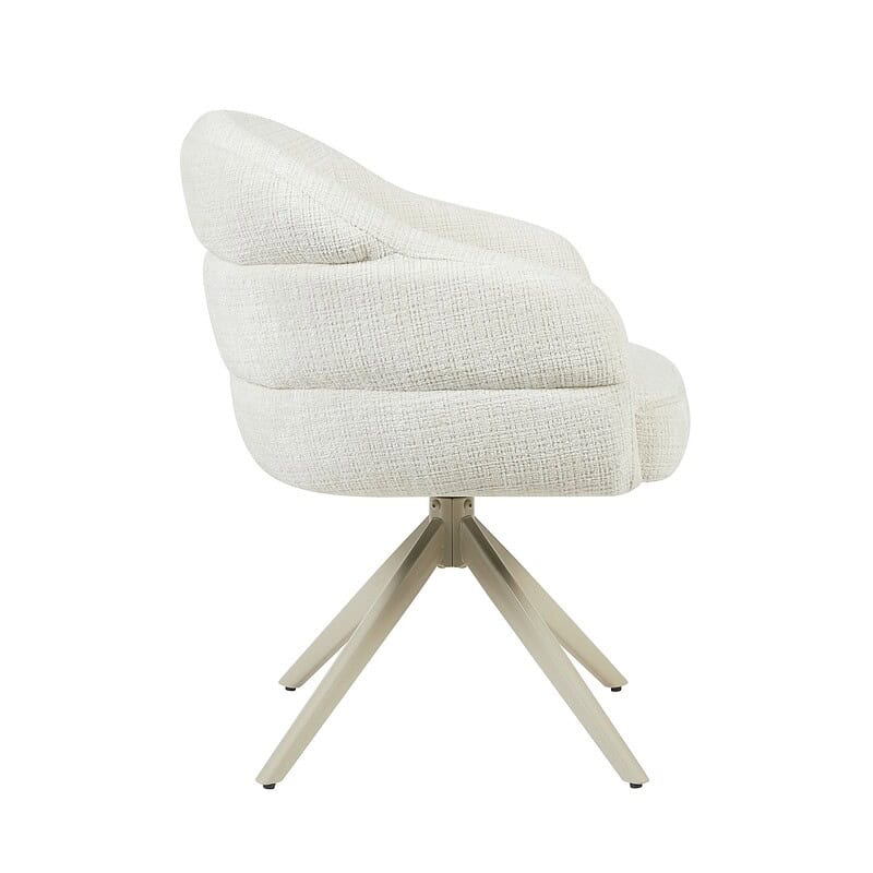 Moderne draaibare eetkamerstoel Bella in off-white stof met zandkleurige poot, perfect voor een stijlvolle eetkamer of kantoorruimte.