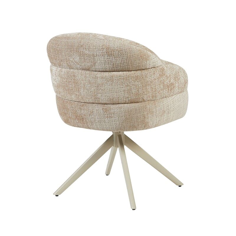 Draaibare eetkamerstoel Bella Beige met zandkleurige poten, comfortabele bekleding en moderne uitstraling, perfect voor een stijlvolle eetkamer of kantoorruimte.