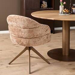 Draaibare eetkamerstoel Bella Cinnamon met bronzen poot, comfortabel en stijlvol voor een moderne eetkamer. Perfect voor een elegante en functionele inrichting.