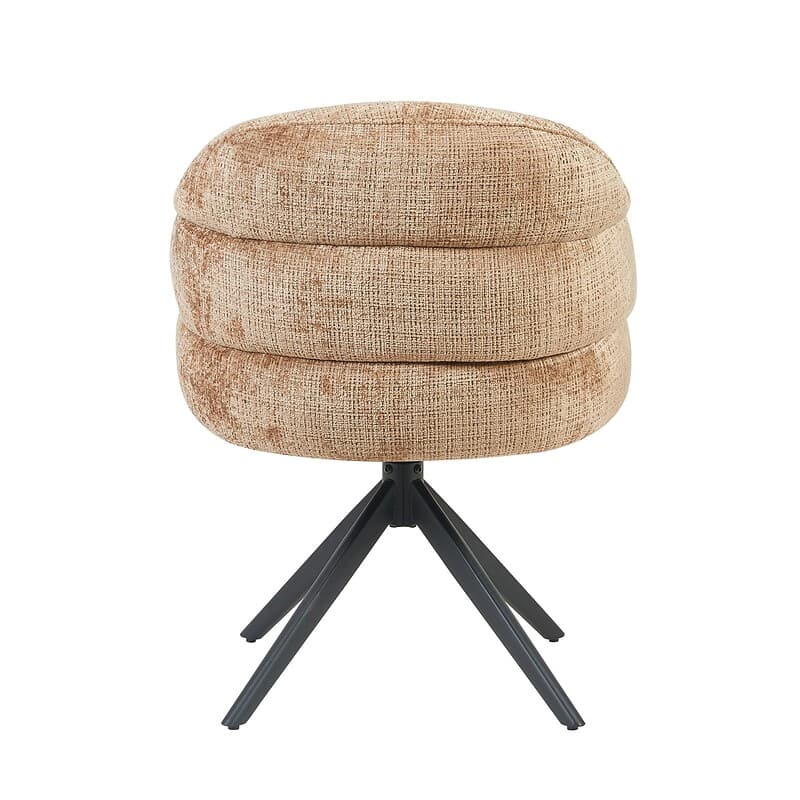 Zwarte draaibare eetkamerstoel Bella met comfortabele Cinnamon bekleding en pootonderstel. Perfect voor een stijlvolle en praktische eethoek.