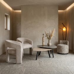 Eetkamerstoel Belle customized fire retardant, handgemaakt, armleuning, brandvertragend, zwart