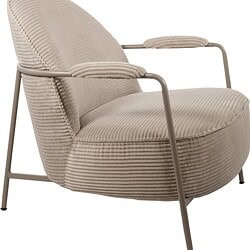 Comfortabele Mokana fauteuil met ribbelige bekleding en metalen armleuningen, perfect voor een stijlvolle en gezellige zithoek.