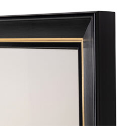 Detail van zwart-wit muurkunst met gouden rand, perfect voor moderne interieurdecoratie, verkrijgbaar bij Mokana Meubelen.