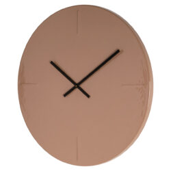 Wandklok Elles mocha mousse in modern interieur aan lichte muur