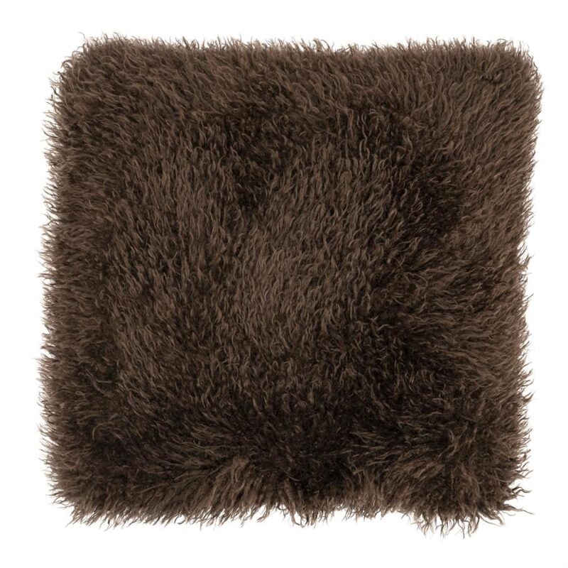 Kussen van schapenvacht in donkerbruin, perfect voor een warme en gezellige uitstraling in huis. Gemaakt van hoogwaardig natuurlijk materiaal, ideaal voor comfort en stijl.