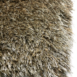 Love Shaggy karpet licht bruin zijaanzicht zachte hoogpolige polyester pool
