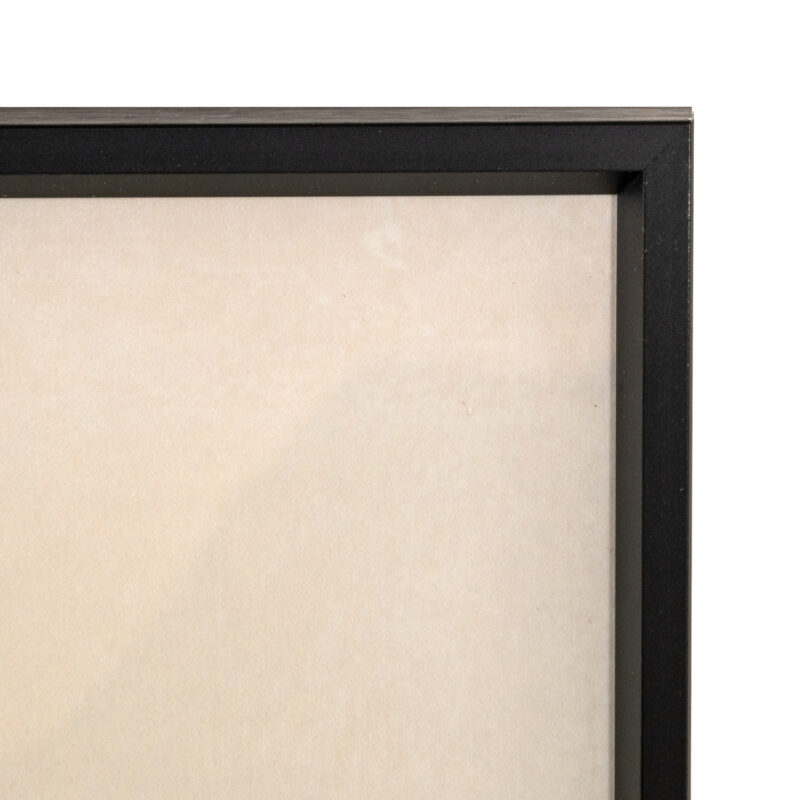 Close-up veiligheidsglas en beige sculpturale vormen wall art Vortex left