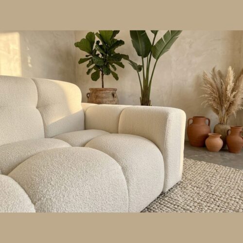 Bank Mokana Meubelen, modern en comfortabel design, perfect voor een stijlvolle woonkamer.