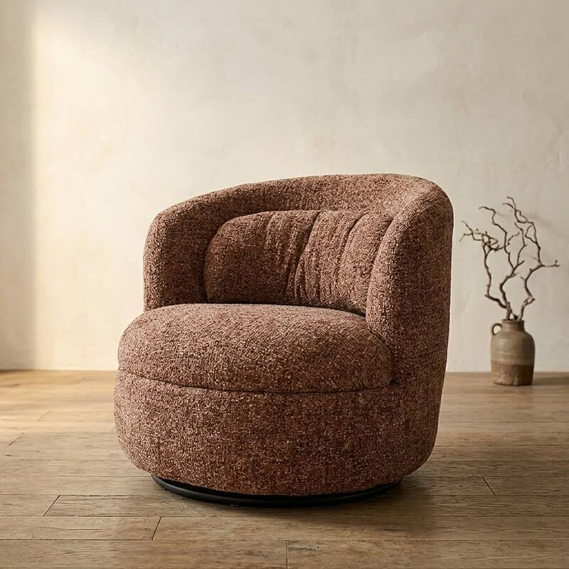 Comfortabele Mokana klapstoel met zachte bekleding en modern design, perfect voor een gezellige zithoek of lounge in huis.