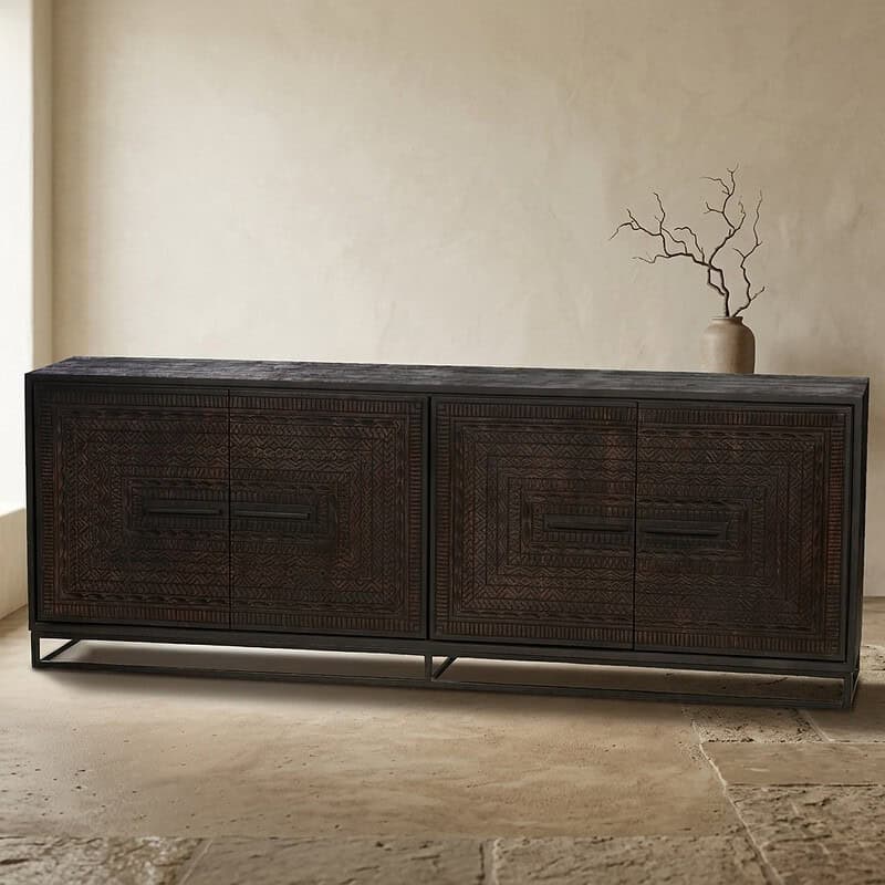 Houten dressoir met decoratief patroon Elegant houten dressoir met gedetailleerd patroon, perfect voor moderne en klassieke interieurs. Gemaakt van hoogwaardige materialen, biedt stijl en functionaliteit.