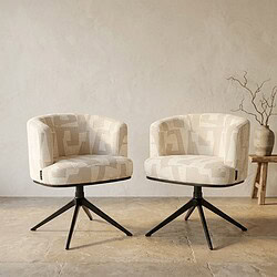 Twee moderne zitstoelen met beige en witte geometrische stoffen bekleding en zwarte houten poten, geplaatst in een minimalistische interieursetting.