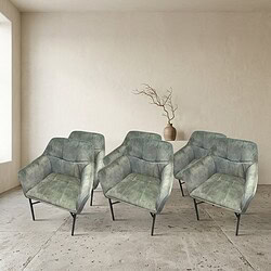 Drie stijlvolle groene fauteuils met metalen poten in een minimalistische interieursetting, perfect voor een modern woonkamer of lounge.