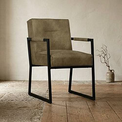 Mokana fauteuil met metalen frame en zachte bekleding, perfect voor een moderne woonkamer of kantoorruimte.