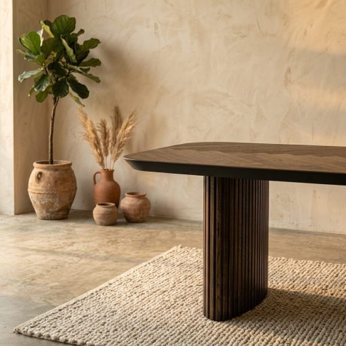 Eetkamertafel Monk | Deens ovaal, van PMP Furniture, sfeerimpressie
