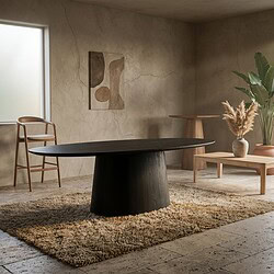Moderne eettafel met zwart houten blad en massief houten basis, perfect voor een stijlvolle eetkamer of vergaderruimte.