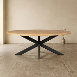 Moderne houten eettafel met zwart metalen onderstel, perfect voor een eigentijdse eetkamer of woonkamer, gecombineerd met natuurlijke en industriële stijlen.