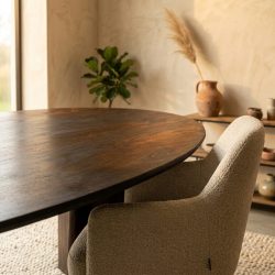 Eettafel New York | 180 cm | Ovaal, sfeerimpressie