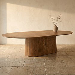 Moderne massief houten eettafel met afgeronde hoeken en natuurlijke afwerking, perfect voor een stijlvolle eetkamer of woonkamer.