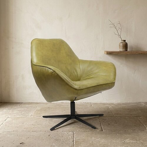 Moderner grüner Loungesessel von Mokana Meubelen mit bequemer Polsterung und stilvollem Design, perfekt für ein modernes Wohnzimmer oder Büro.