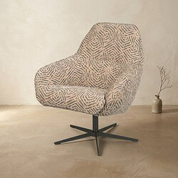 Moderne Mokana fauteuil met geometrisch patroon, comfortabele zit en stijlvolle uitstraling, perfect voor woonkamer of kantoor.