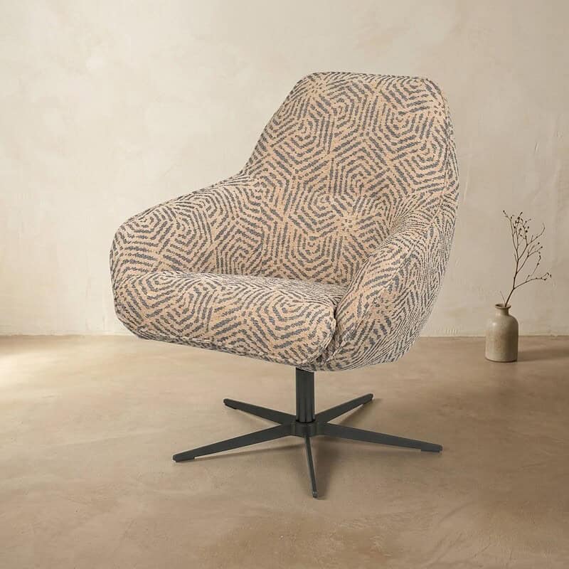 Moderne Mokana fauteuil met geometrisch patroon, comfortabele zit en stijlvolle uitstraling, perfect voor woonkamer of kantoor.
