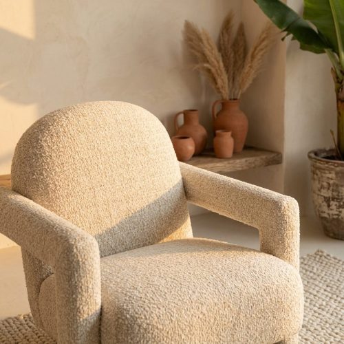 Fauteuil Monica - beige Asti, van Eleonora, sfeerimpressie