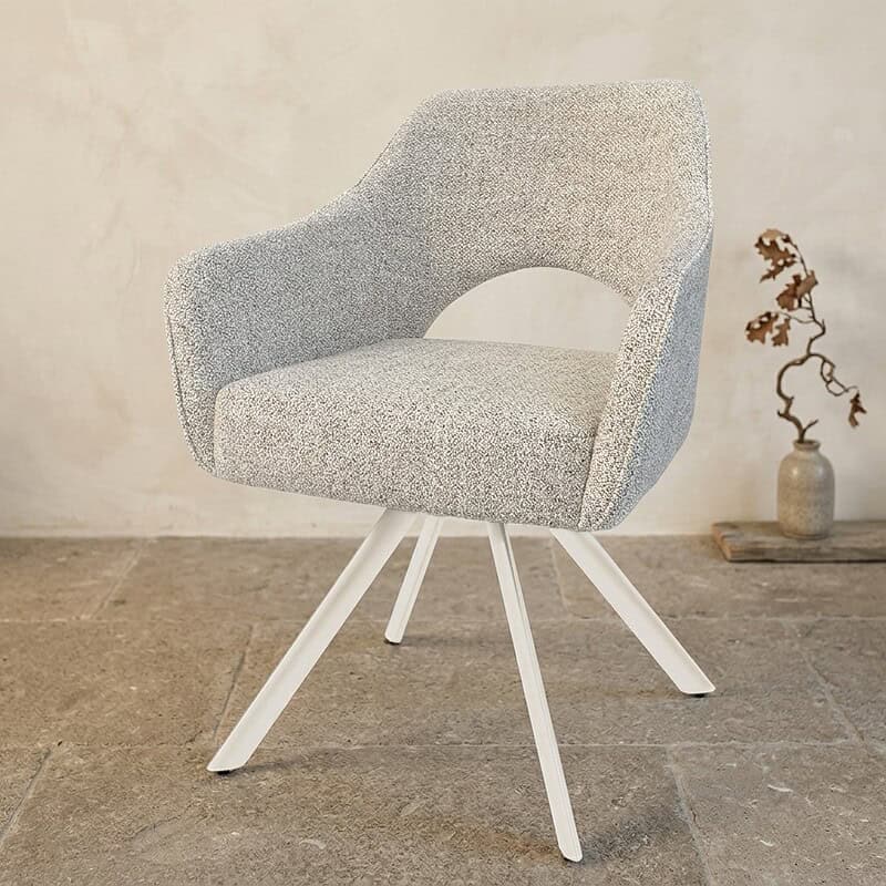 Moderner Polstersessel mit bequemer Sitzfläche und weißen Holzbeinen, perfekt für ein modernes Wohnzimmer oder einen Büroraum.