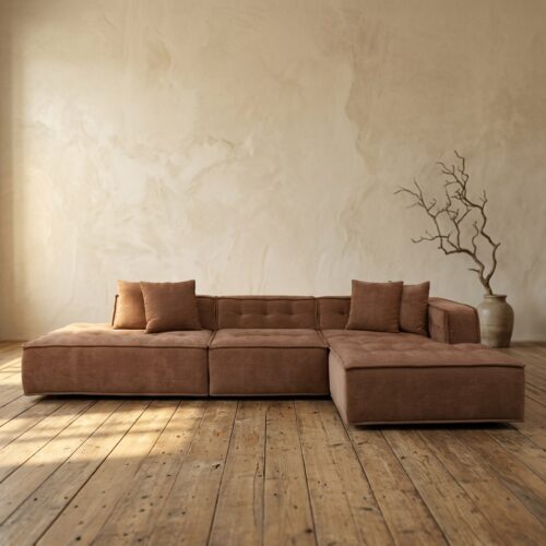 Mokana Meubelen - Luxe bank met comfortabele zit en eigentijds design, ideaal voor een gezellige en stijlvolle woonkamer.