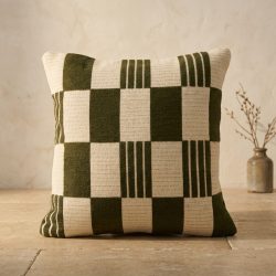 Kussen Twist 45x45 cm - green, in wabi-sabi sfeer