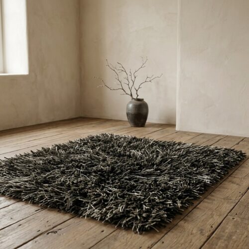 Love Shaggy Taupe 300x400, plat op vloer in wabi-sabi sfeer