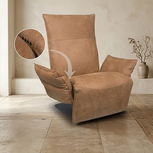 Luxe relaxfauteuil met verstelbare rugleuning en zachte bekleding, perfect voor comfortabel zitten en ontspanning in huis.