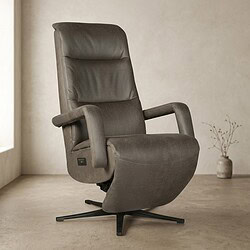 Hoge kwaliteit relaxfauteuil in grijs stof Comfortabele grijze relaxfauteuil met verstelbare functies en zachte bekleding, ideaal voor ontspanning en loungen in moderne woonruimtes.