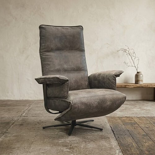 Relaxfauteuil in grijs fluweel - Mokana Meubelen Relaxfauteuil in grijs fluweel met verstelbare functies, perfect voor comfort en stijl in elke woonkamer.