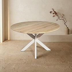 Moderne ronde eettafel met houten blad en witte metalen onderstel, perfect voor een eigentijdse eetkamer of woonkamer.