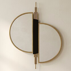 Moderne wanddecoratie met geometrisch ontwerp, bestaande uit ronde en rechte lijnen in goud en zwart, perfect voor een eigentijdse interieurstijl.
