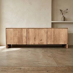 Houten dressoir van massief hout, modern en minimalistisch design, perfect voor woonkamer of slaapkamer, handgemaakt door Mokana meubelen, duurzame en stijlvolle opbergoplossing.
