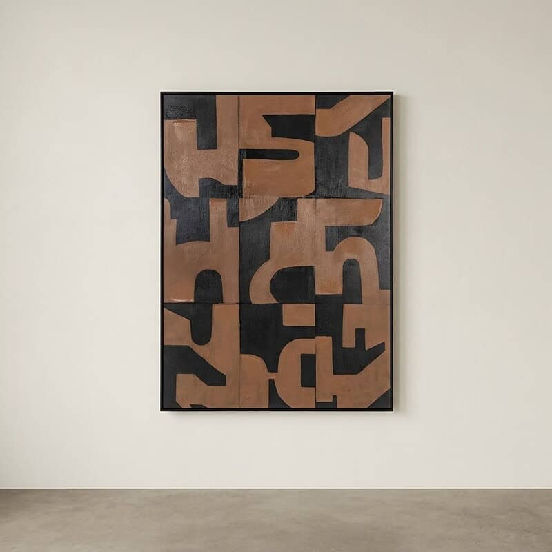 Abstract houten kunstwerk met cijfers, modern decoratief muurkunststuk voor interieur, gemaakt van hout in natuurlijke en zwarte afwerkingen, geschikt voor woon- en kantoorruimtes.
