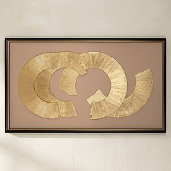 Moderne gouden wanddecoratie met cirkelvormige patronen, perfect voor een stijlvolle woonkamer of kantoor. Handgemaakt en elegant, voegt een luxe uitstraling toe aan elke ruimte.